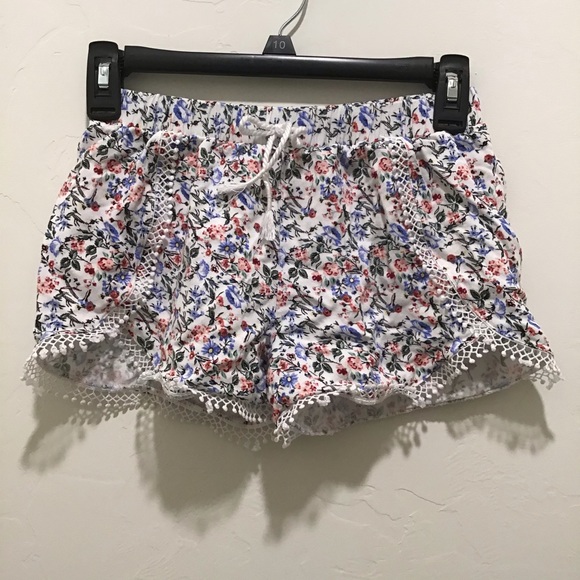Dkny Other - DKNY girls floral shorts, size 8